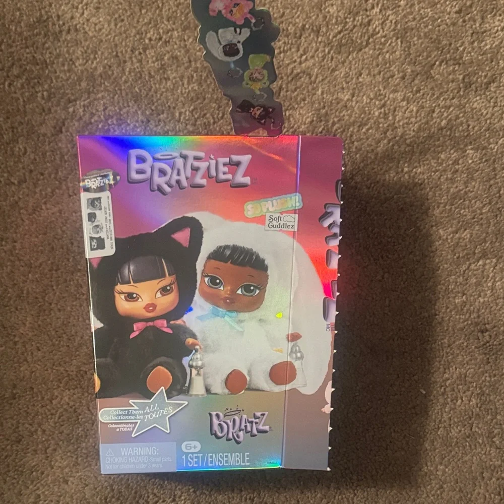 Bratzies Cloe Doll – Extra Figure, Open Box, Official Website Purchase - Picture 1 of 3